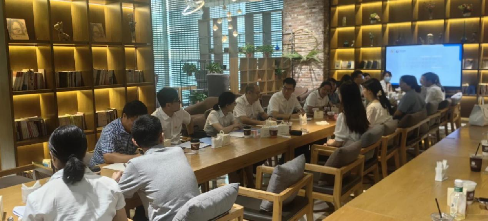 省委金融辦青工委聯(lián)合省金控集團(tuán)青工委開展青年干部“學(xué)思想 強(qiáng)作風(fēng) 建新功”讀書活動(dòng)